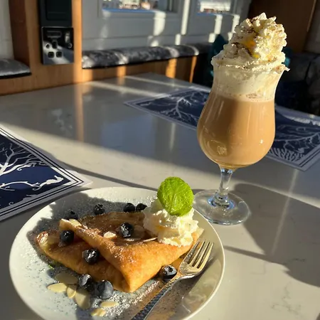 Mala Anglia - Boutique & アパートホテル