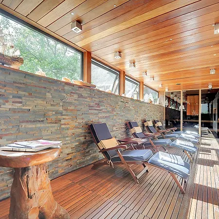 Mala Anglia - Boutique & Apartmanhotel