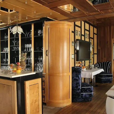 Mala Anglia - Boutique & Apartmanhotel