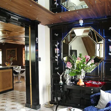 Mala Anglia - Boutique & Sopot