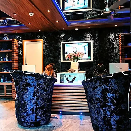 Apartmanhotel Mala Anglia - Boutique & Sopot