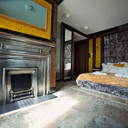 Mala Anglia - Boutique & Apartmanhotel