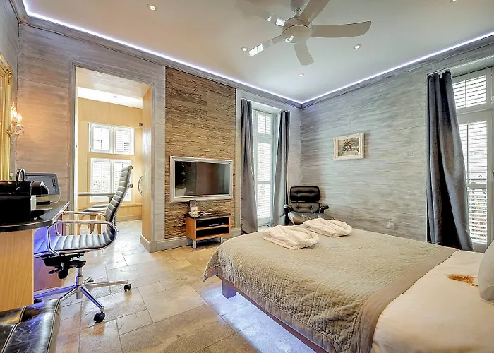 Mala Anglia - Boutique & Aparthotel 4*